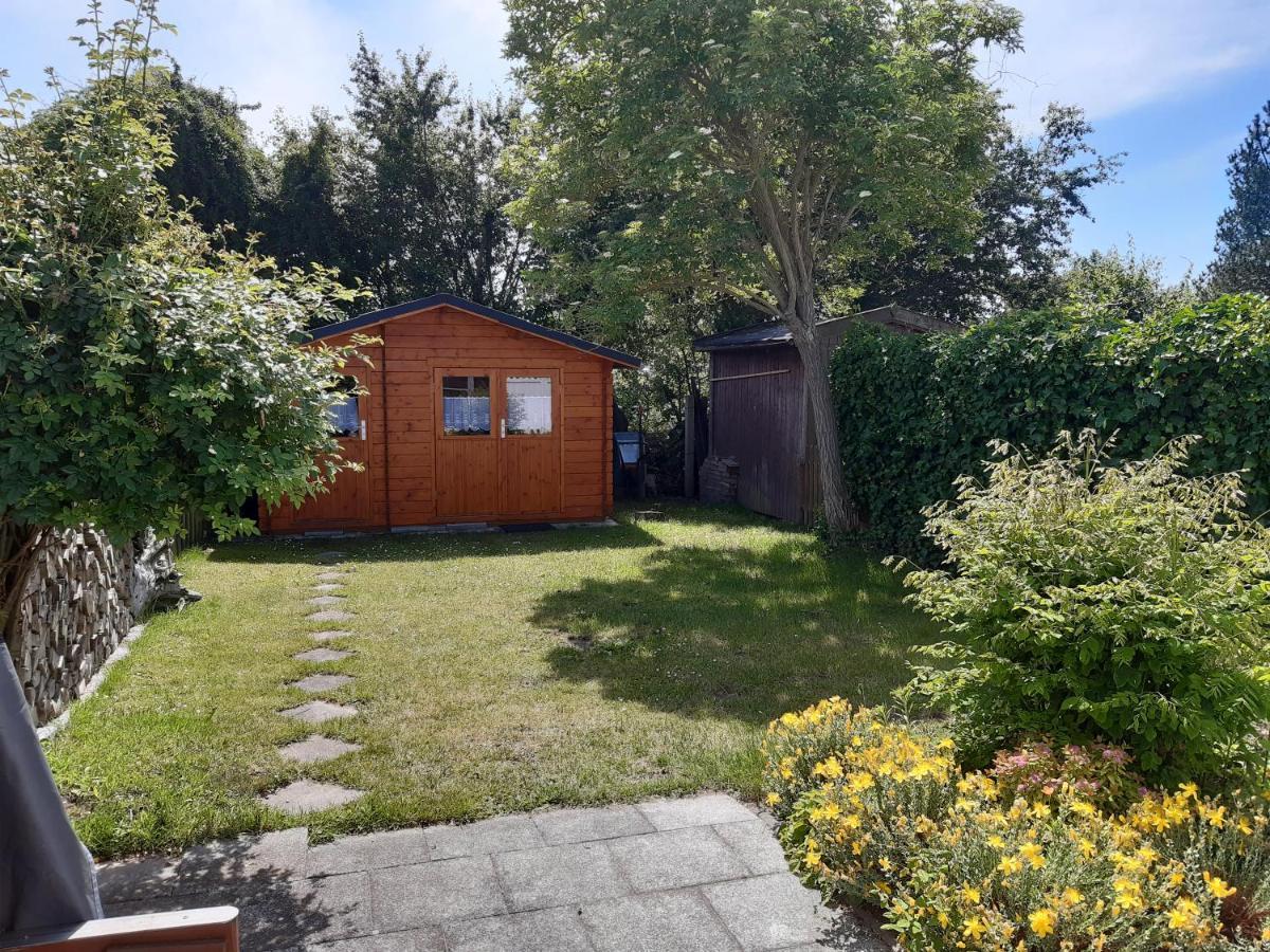 Ferienhaeuschen Kuestenwald Bei Warnemuende, Eigener Garten, Terrasse Mit Strandkorb, 400M Zum Strand Diedrichshagen  Dış mekan fotoğraf