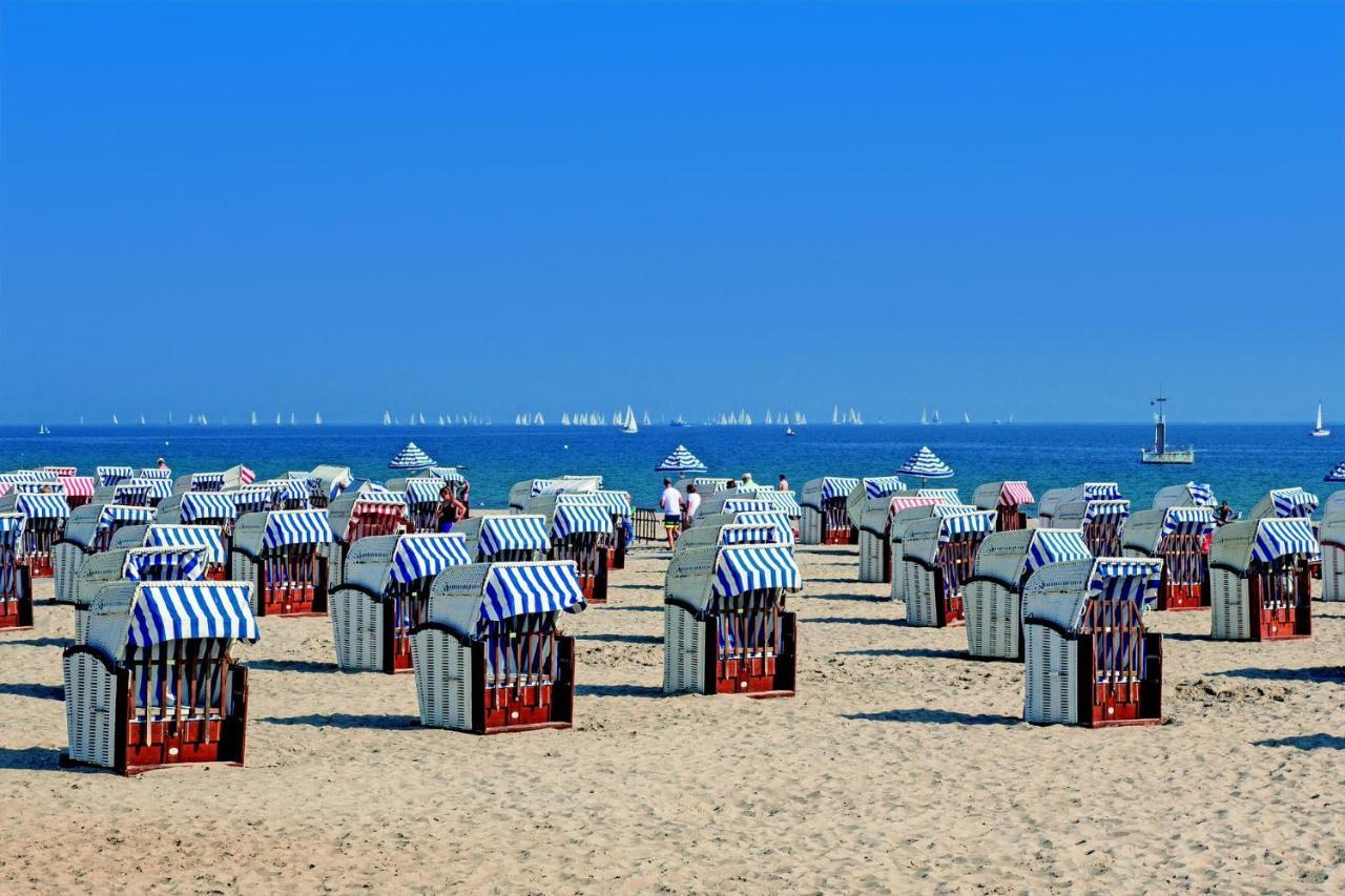 Ferienhaeuschen Kuestenwald Bei Warnemuende, Eigener Garten, Terrasse Mit Strandkorb, 400M Zum Strand Diedrichshagen  Dış mekan fotoğraf